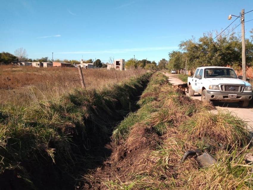 La limpieza de canales se trasladó al barrio Belgrano