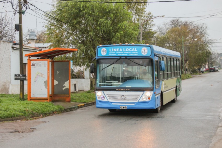 Comenz a funcionar el colectivo adquirido por el municipio destinado 