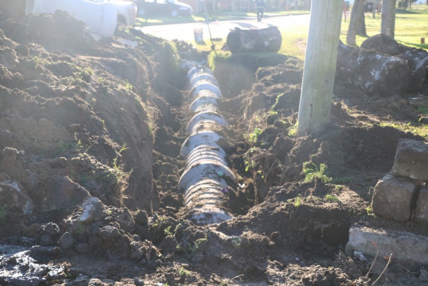 Cambiaron 10 tubos de desagües del barrio Norte