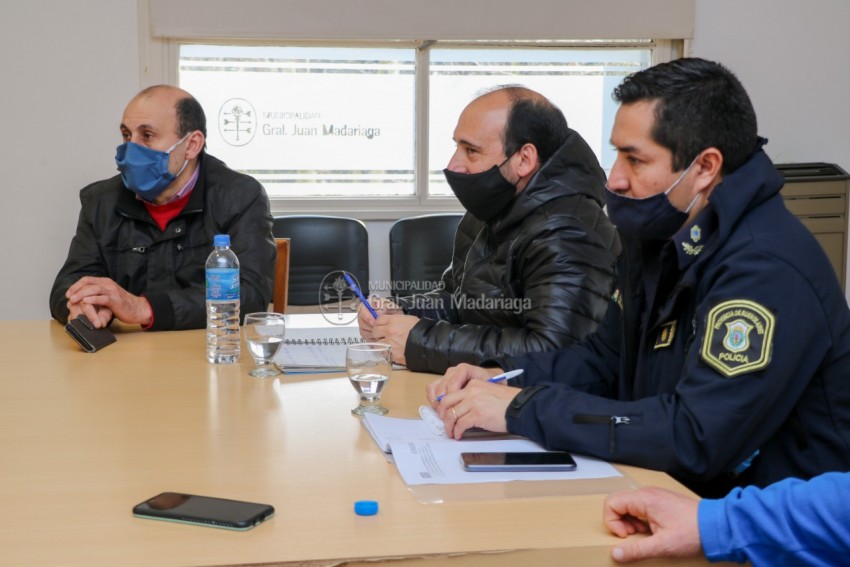 Resolvieron mantener actividades y que el horario de circulacin sea d
