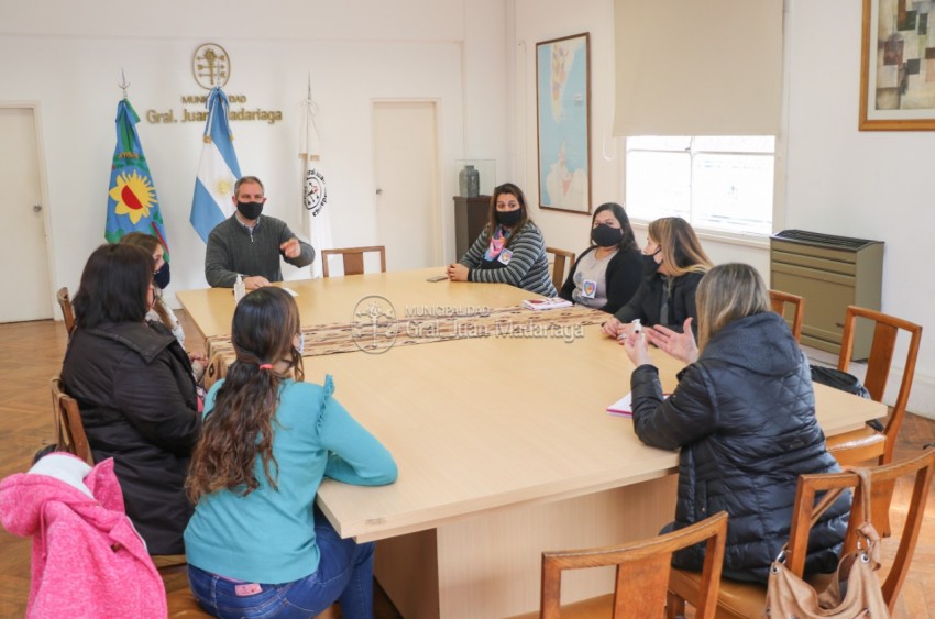 Santoro recibi a madres de hijos con autismo