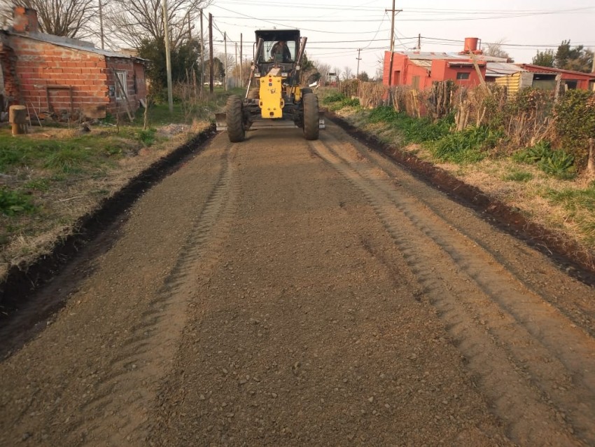 Sumaron nuevas cuadras de polvo de piedra