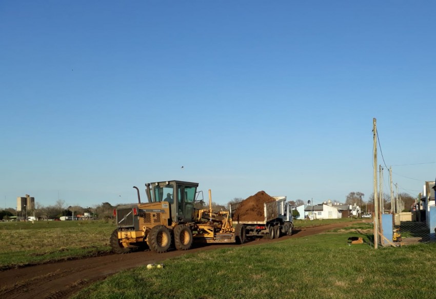 Sumaron nuevas cuadras de polvo de piedra