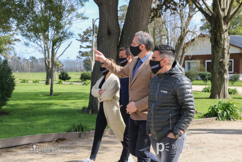 Santoro recorri junto a Suplly y Yeza el avance de obras en el las v