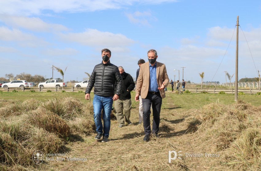 Santoro recorri junto a Suplly y Yeza el avance de obras en el las v