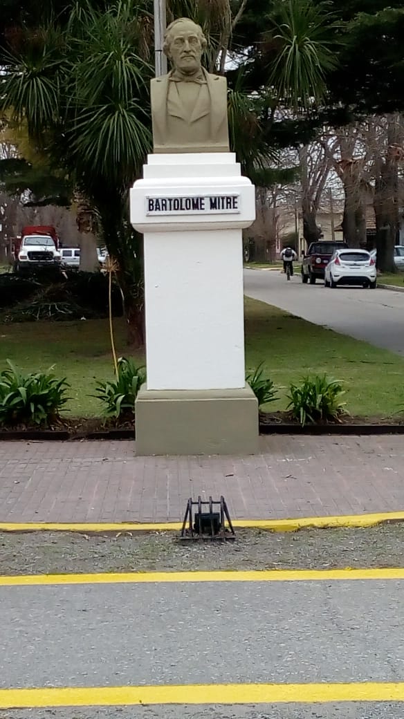 Defensa Civil trabaja en la puesta en valor de la Av. San Martn