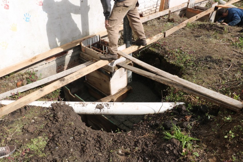Retomaron los trabajos en la obra del SUM de la Escuela Tuyú