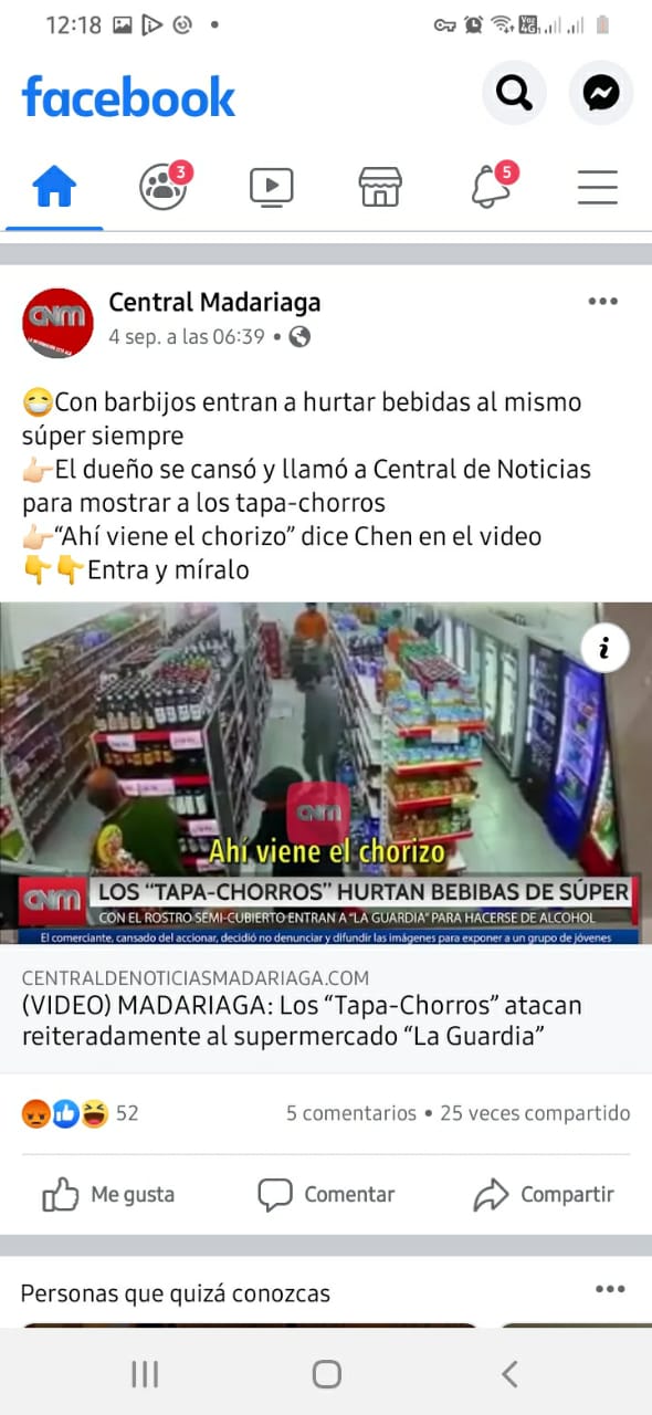 Hurtaron una botella de un supermercado.