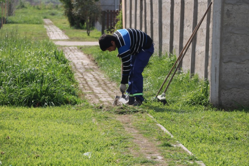 Remplazaron las luminarias del bicentenario por reflectores led