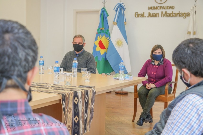 Decidieron extender el horario de circulacin y continuar con las medi