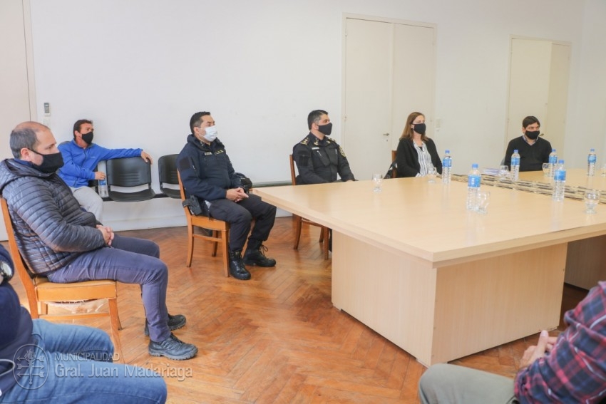 Decidieron extender el horario de circulacin y continuar con las medi