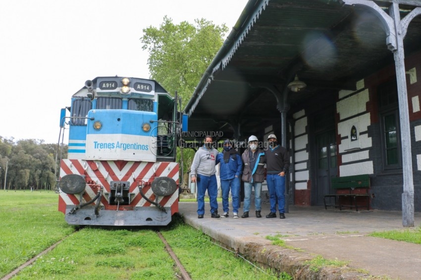 El tren lleg a Madariaga: Una locomotora realiz el recorrido de Guid