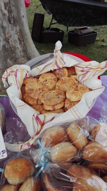 Huerteros y emprendedores se preparan para una nueva jornada en la est