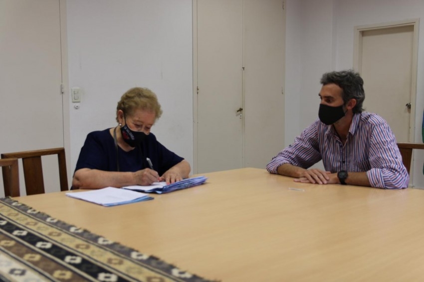 Nuevo aporte econmico para la Cooperadora del Hospital