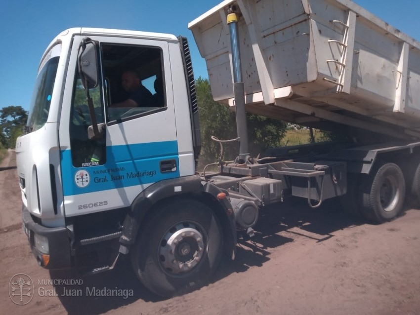 Sumaron 14 cuadras con polvo de piedra