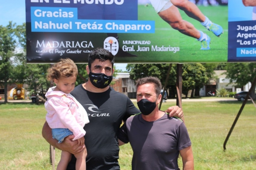 Descubrieron el cartel de ingreso a la ciudad que tiene como figura a 