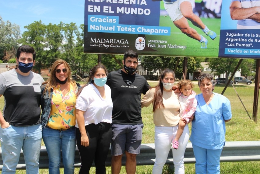 Descubrieron el cartel de ingreso a la ciudad que tiene como figura a 