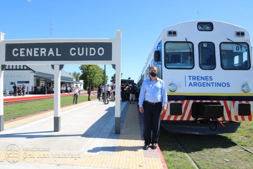 Santoro firm el convenio con Marinucci por la seguridad en los pasos 