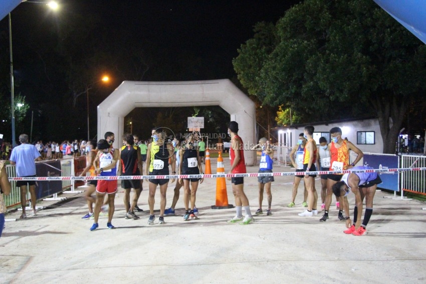 Las 5 Millas Nocturnas en fotos