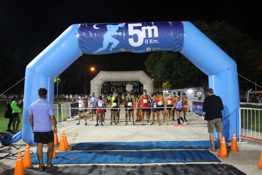 Las 5 Millas Nocturnas en fotos