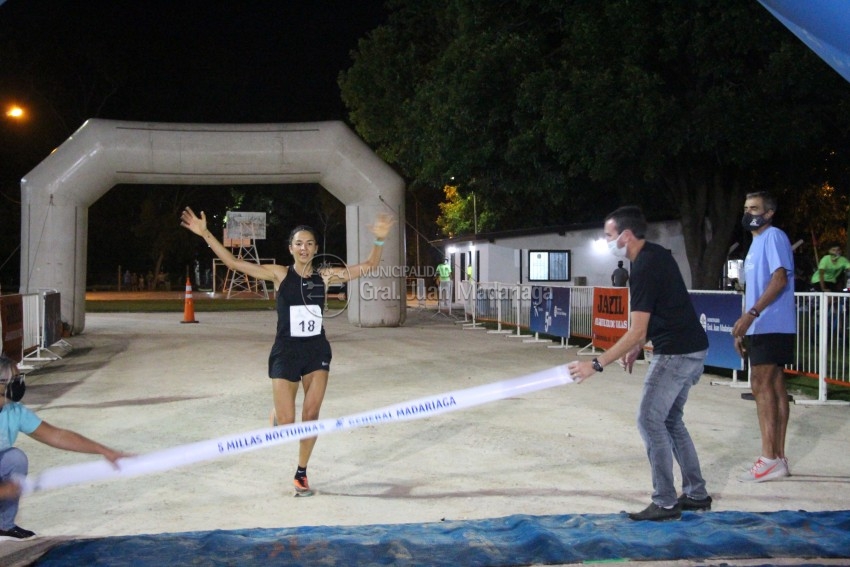 Las 5 Millas Nocturnas en fotos