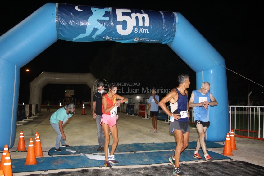 Las 5 Millas Nocturnas en fotos