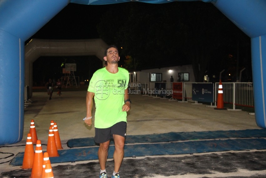 Las 5 Millas Nocturnas en fotos