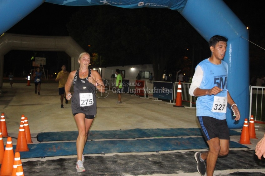 Las 5 Millas Nocturnas en fotos