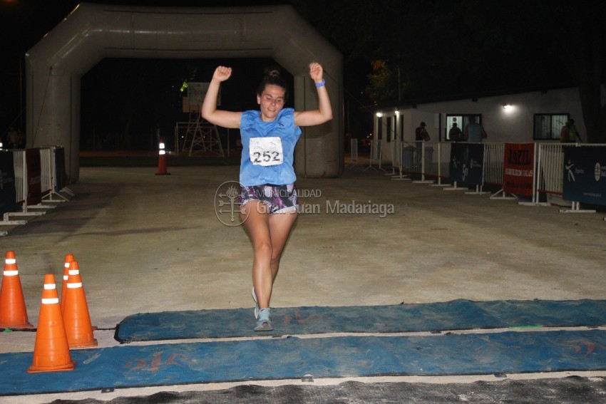 Las 5 Millas Nocturnas en fotos