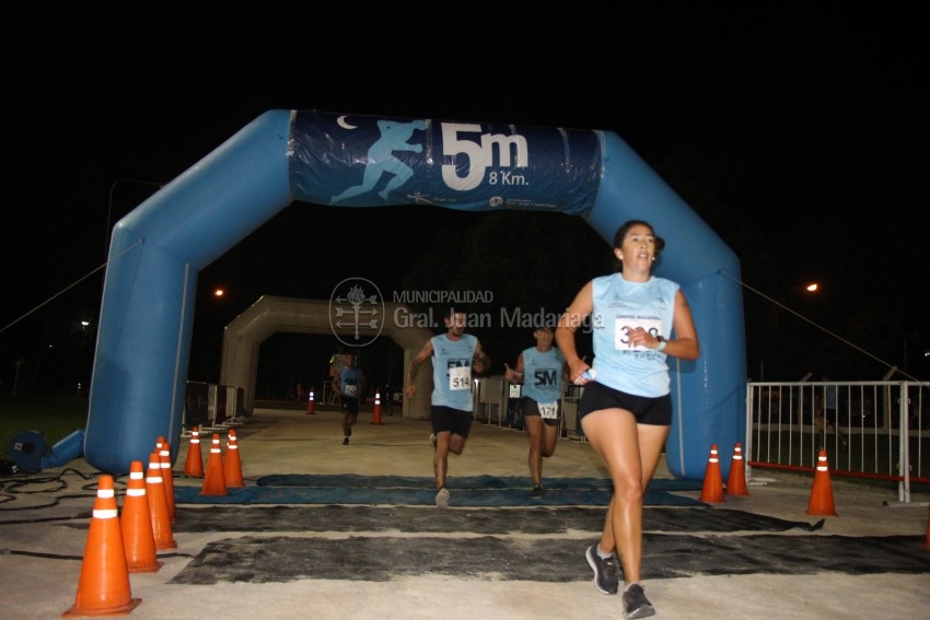 Las 5 Millas Nocturnas en fotos