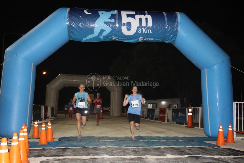 Las 5 Millas Nocturnas en fotos
