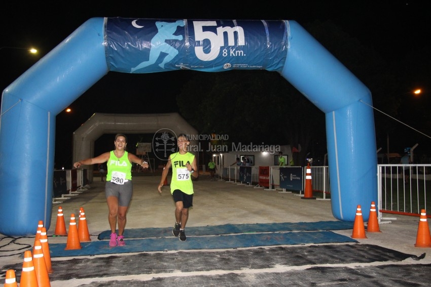 Las 5 Millas Nocturnas en fotos