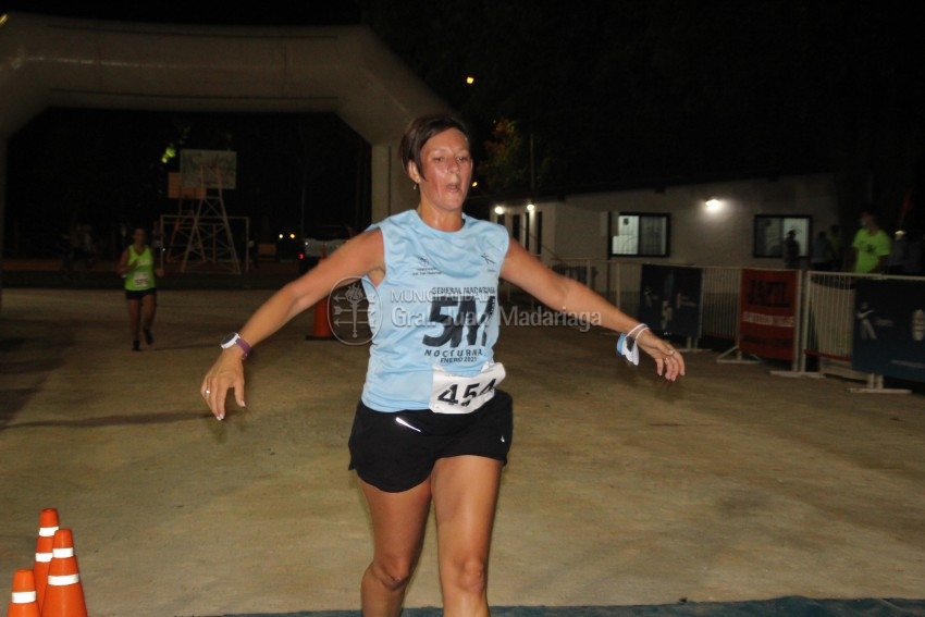 Las 5 Millas Nocturnas en fotos