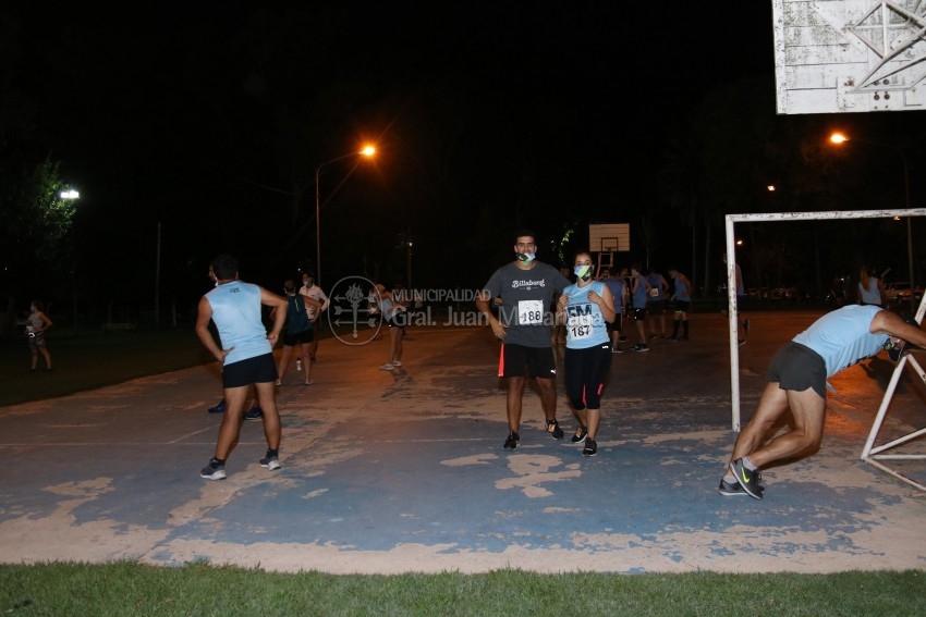 Las 5 Millas Nocturnas en fotos