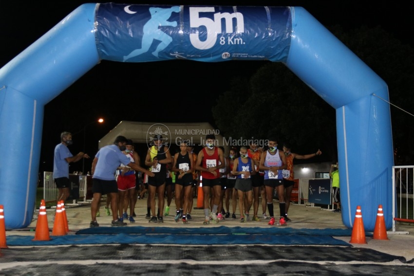 Las 5 Millas Nocturnas en fotos