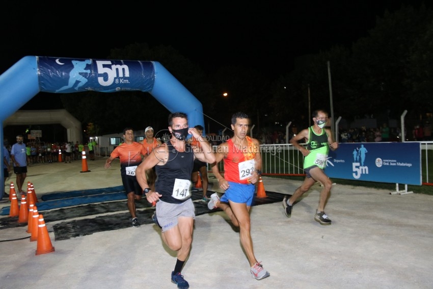 Las 5 Millas Nocturnas en fotos