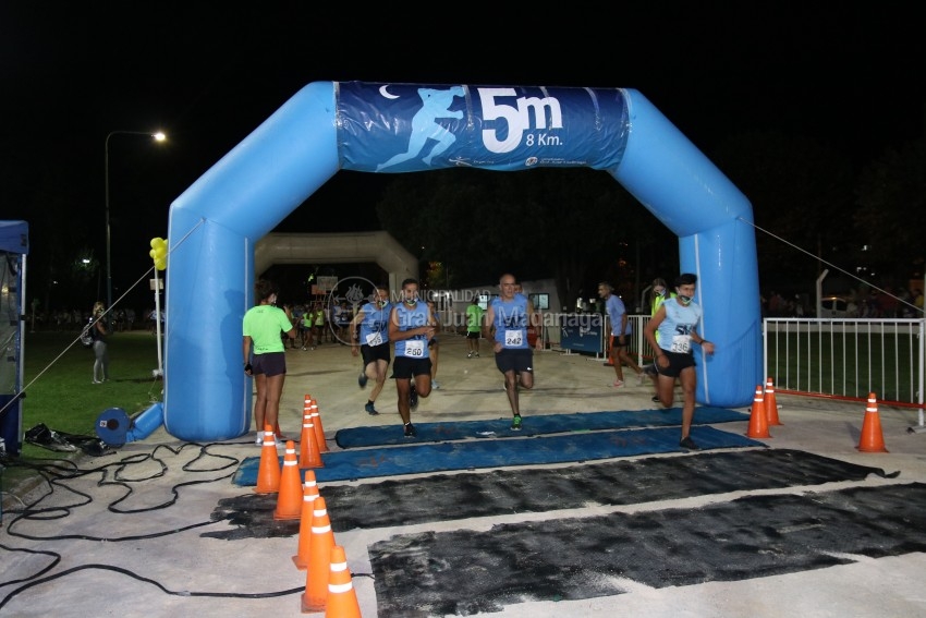 Las 5 Millas Nocturnas en fotos