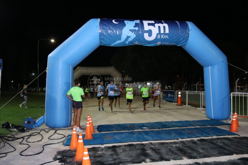 Las 5 Millas Nocturnas en fotos