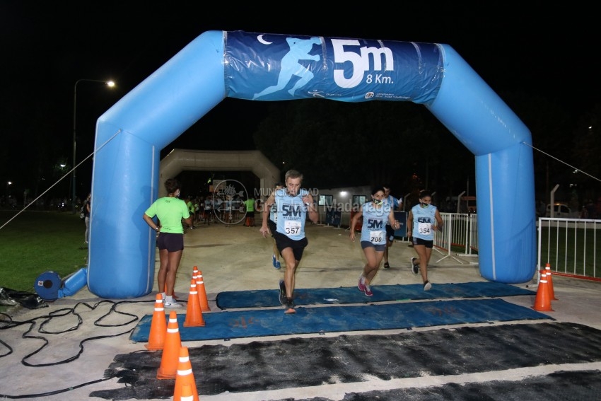 Las 5 Millas Nocturnas en fotos