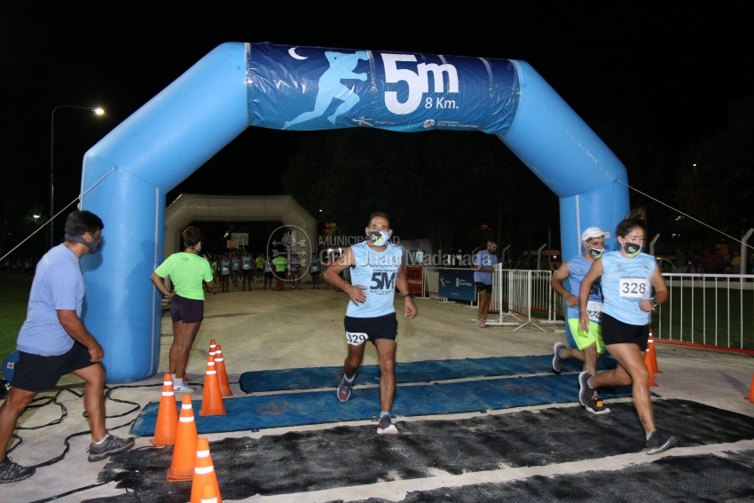 Las 5 Millas Nocturnas en fotos