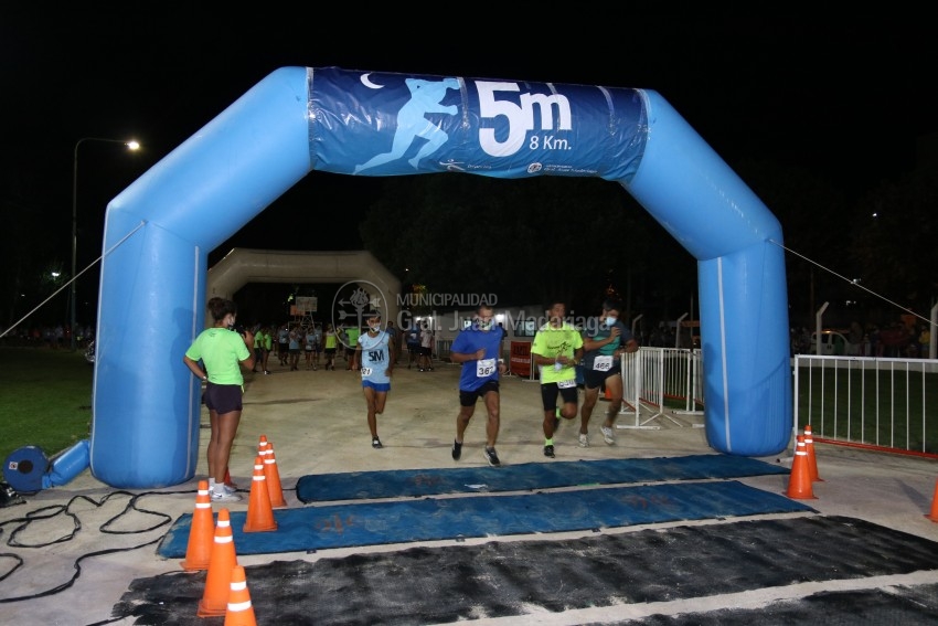 Las 5 Millas Nocturnas en fotos