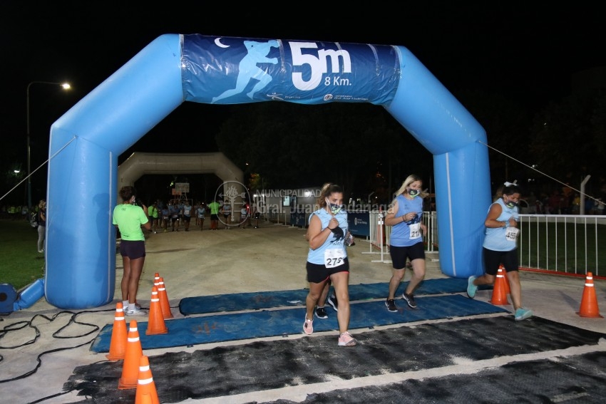 Las 5 Millas Nocturnas en fotos