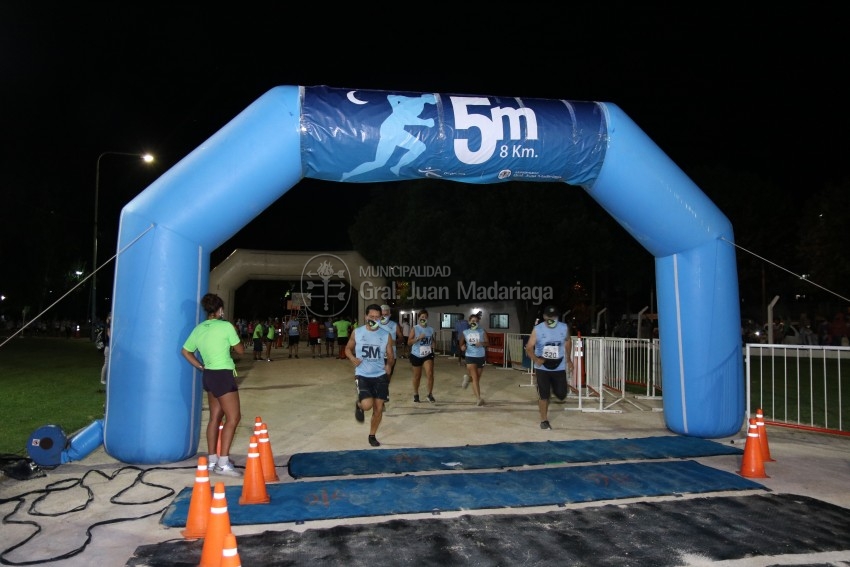 Las 5 Millas Nocturnas en fotos