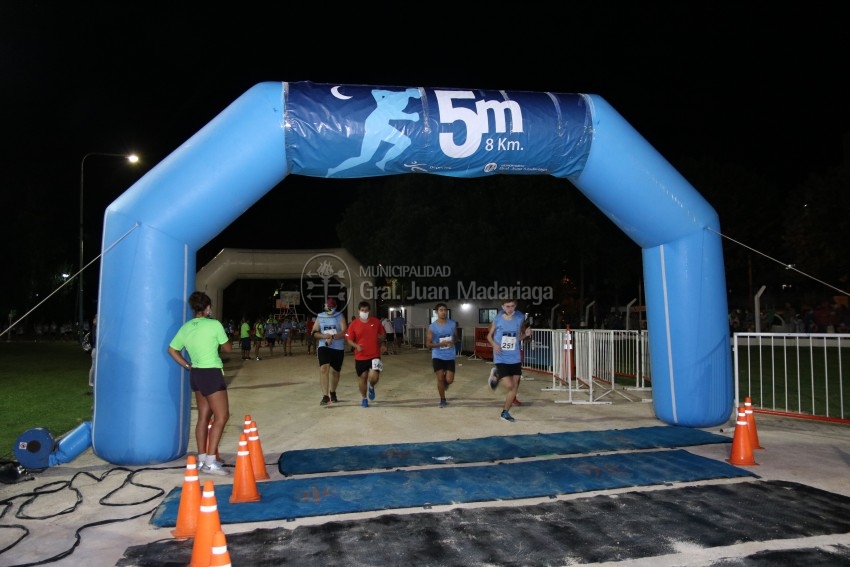 Las 5 Millas Nocturnas en fotos