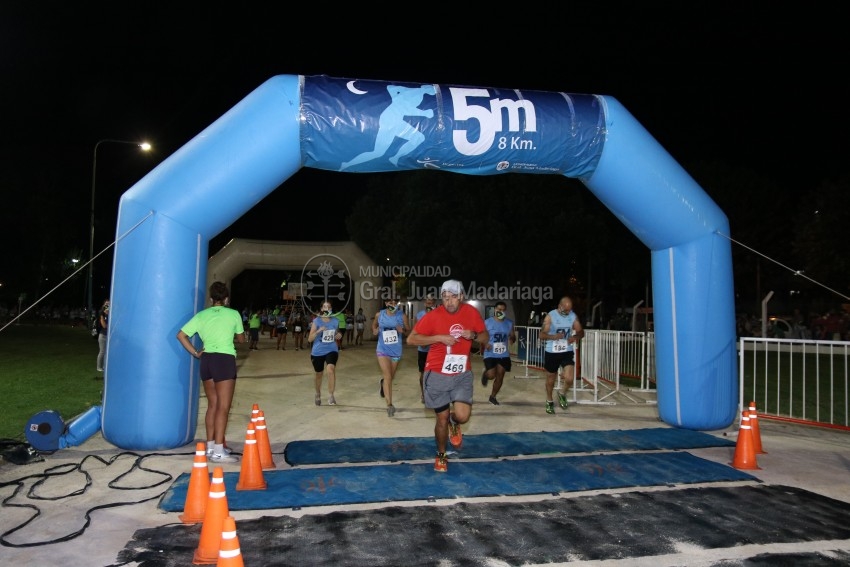 Las 5 Millas Nocturnas en fotos