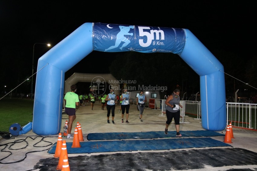 Las 5 Millas Nocturnas en fotos