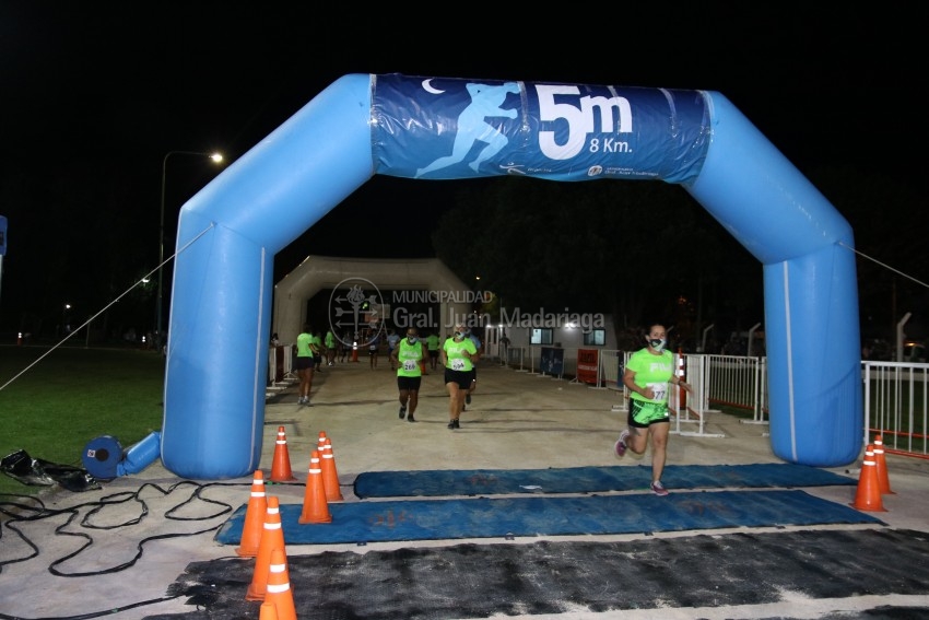 Las 5 Millas Nocturnas en fotos