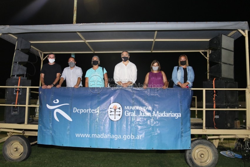 Las 5 Millas Nocturnas en fotos