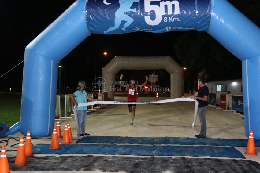 Las 5 Millas Nocturnas en fotos