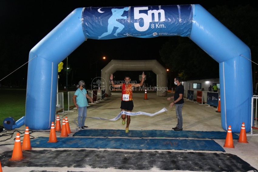 Las 5 Millas Nocturnas en fotos